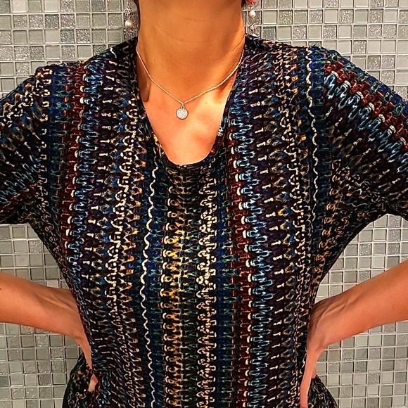 TanJay Tops - Multi-color & Metallic 3/4 Sleeve Blouse, PM, LIKE NEW condition!